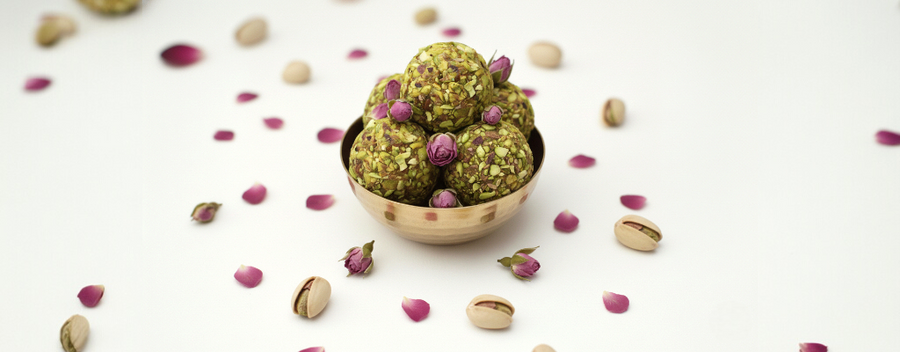 Gulkand Dryfruit Laddu Benefits: A Healthy Sweet for Kids, Fitness & Everyday Snacking (Also Known as Pista Ball)